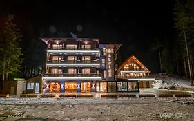 103 Alpine Hotel